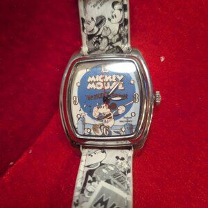 ✨ Vintage Aesthetic Mickey Mouse Comic Strip Watch ✨
